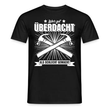 Dachdecker gut überdacht - Männer T-Shirt - Schwarz - Vorne - AI Model Male 178 light (178cm)