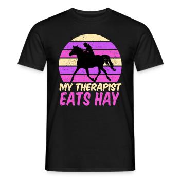 Pferd Reiten My Therapist Eats Hay - Männer T-Shirt - Schwarz - Vorne - AI Model Male 178 light (178cm)