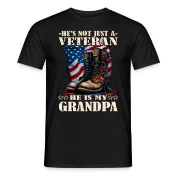 Veteran Grandpa - Veteran 4th of July - Soldat - Männer T-Shirt - Schwarz - Vorne - AI Model Male 178 light (178cm)