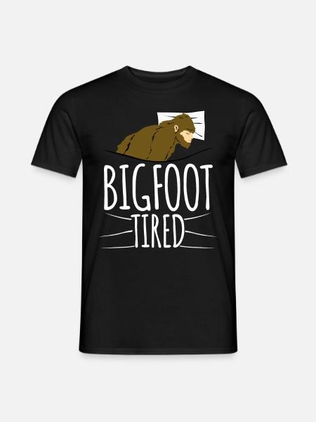 Bigfoot is tired - Männer T-Shirt - Schwarz