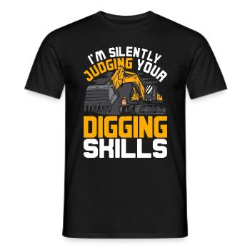 Baggerfahrer Silently Judging Your Digging Skills - Männer T-Shirt - Schwarz - Vorne - AI Model Male 178 light (178cm)