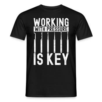 Schlüsseldienst Serrurier Dietrich - T-shirt homme - noir - Devant - AI Model Male 178 light (178cm)