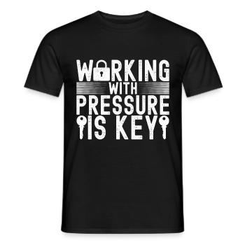 Schlüsseldienst Locksmith Dietrich - Männer T-Shirt - Schwarz - Vorne - AI Model Male 178 light (178cm)