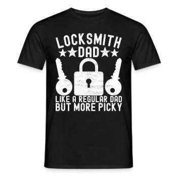 Schlüsseldienst Locksmith Dietrich - Männer T-Shirt - Schwarz - Vorne - AI Model Male 178 light (178cm)