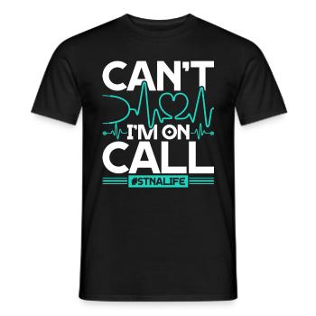 Altenpflegehelfer Pflegehelfer Pflegehelferin - Männer T-Shirt - Schwarz - Vorne - AI Model Male 178 light (178cm)