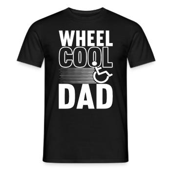 Personnes en fauteuil roulant Fauteuil roulant - T-shirt homme - noir - Devant - AI Model Male 178 light (178cm)