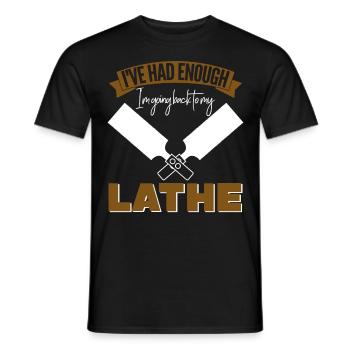 Turner Wood Workshop Lathe Woodturning - Männer T-Shirt - Schwarz - Vorne - AI Model Male 178 light (178cm)