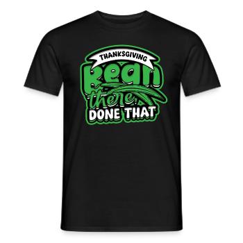 Grüner Bohnenauflauf Green Bean Casserole - Men's T-Shirt - black - Front - AI Model Male 178 light (178cm)