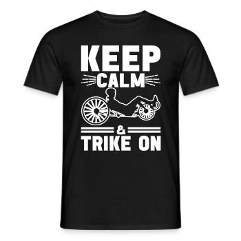 Recumbent Trike Liegetrike Liegedreirad - Männer T-Shirt - Schwarz - Vorne - AI Model Male 178 light (178cm)