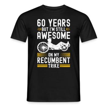 Recumbent Trike Liegetrike Liegedreirad - Männer T-Shirt - Schwarz - Vorne - AI Model Male 178 light (178cm)