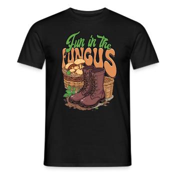 Pilzsammler Pilzzüchter Fun in the Fungus - Männer T-Shirt - Schwarz - Vorne - AI Model Male 178 light (178cm)