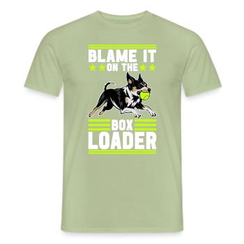 Flyball Sports canins - T-shirt homme - vert sauge - Devant - AI Model Male 178 light (178cm)