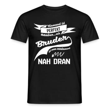 Personne n'est parfait mais comme cadeau de frère - T-shirt homme - noir - Devant - AI Model Male 178 light (178cm)