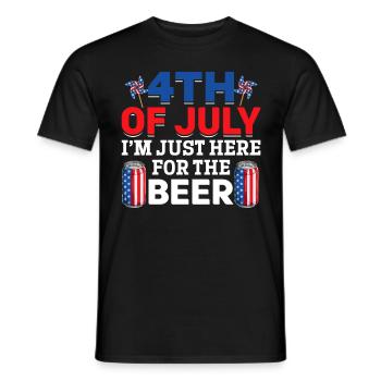 4th Of July I'm Just Here For The Beer Patriotic - Männer T-Shirt - Schwarz - Vorne - AI Model Male 178 light (178cm)