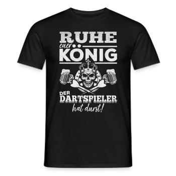 Ruhe Euer König Der Dartspieler Hat Durst! Dart - Männer T-Shirt - Schwarz - Vorne - AI Model Male 178 light (178cm)