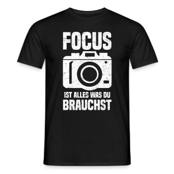 Fotograf Focus ist alles was du brauchst - - Männer T-Shirt - Schwarz - Vorne - AI Model Male 178 light (178cm)