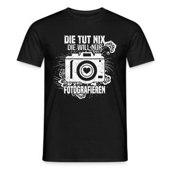 Fotografie Die tut nix die will nur fotografieren - Männer T-Shirt - Schwarz - Vorne - AI Model Male 178 light (178cm)