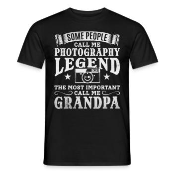Photo Grandpa Photography Grandpa Photographer - Men's T-Shirt - black - Front - AI Model Male 178 light (178cm)