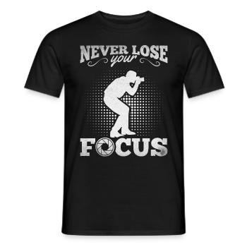 Photography lovers never lose focus - Men's T-Shirt - black - Front - AI Model Male 178 light (178cm)