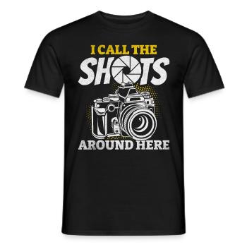 Fotografie Ich nenne die Aufnahmen hier - Männer T-Shirt - Schwarz - Vorne - AI Model Male 178 light (178cm)