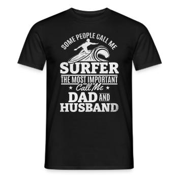 Surfeur d’eau Papa Surf Daddy Surfboard Surfer - T-shirt homme - noir - Devant - AI Model Male 178 light (178cm)