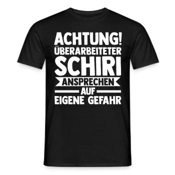 Schiri Unparteiischer Fußball Schiedsrichter - Männer T-Shirt - Schwarz - Vorne - AI Model Male 178 light (178cm)