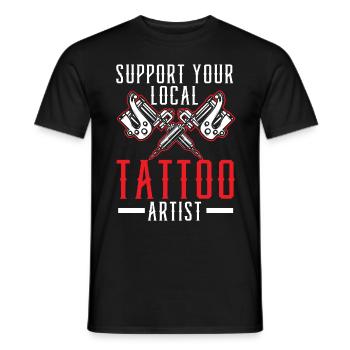 Unterstützen Sie Ihre lokalen Tattoo-Künstler Tatt - Männer T-Shirt - Schwarz - Vorne - AI Model Male 178 light (178cm)