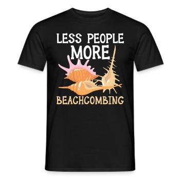 I'd rather collect sea glass Beachcombing - Men's T-Shirt - black - Front - AI Model Male 178 light (178cm)