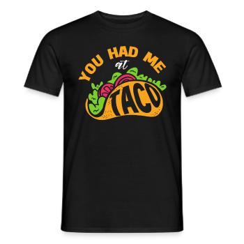 Taco Somberero Mexikanisch Mexiko Latino - Männer T-Shirt - Schwarz - Vorne - AI Model Male 178 light (178cm)