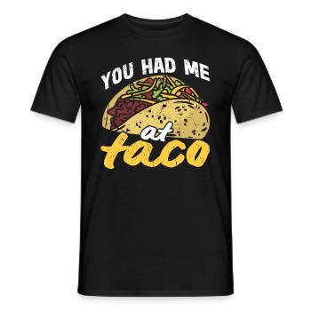 Taco Somberero Mexikanisch Mexiko Latino - Männer T-Shirt - Schwarz - Vorne - AI Model Male 178 light (178cm)