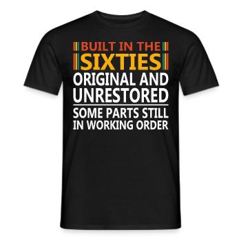 Erbaut Sechziger Jahren Original 50. Geburtstag - Männer T-Shirt - Schwarz - Vorne - AI Model Male 178 light (178cm)