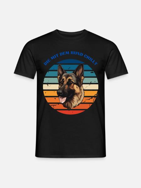 Chilling with the dog - Men's T-Shirt - black