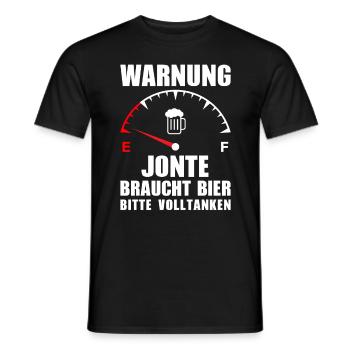 Jonte braucht Bier Bitte volltanken - Männer T-Shirt - Schwarz - Vorne - AI Model Male 178 light (178cm)