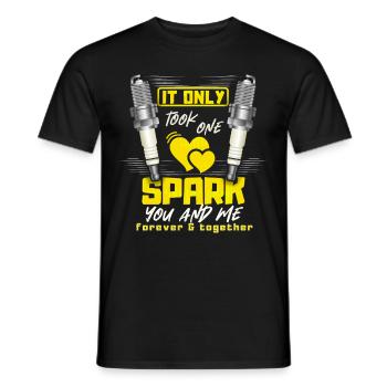 Zündkerzen, Spark-Plug, Valentinstag-Spruch - Männer T-Shirt - Schwarz - Vorne - AI Model Male 178 light (178cm)