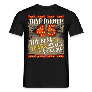 45. Geburtstag 45 Jahre alt Vintage-Design, Spruch - Männer T-Shirt - Schwarz - Vorne - AI Model Male 178 light (178cm)
