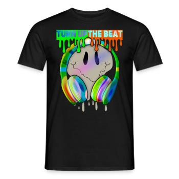 Musik, Spruch Turn-Up-The-Beat, Kopfhörer, Skull - Männer T-Shirt - Schwarz - Vorne - AI Model Male 178 light (178cm)