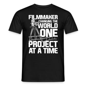 Filmmaker Changing The World One Project At A Tim - Männer T-Shirt - Schwarz - Vorne - AI Model Male 178 light (178cm)