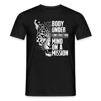 Body Under Construction Mind on a Mission - Männer T-Shirt - Schwarz - Vorne - AI Model Male 178 light (178cm)