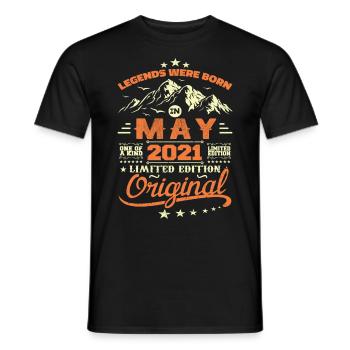 Mai 2021 Jahrgang Geboren im Mai 2021 Geburtstag Mai - Männer T-Shirt - Schwarz - Vorne - AI Model Male 178 light (178cm)