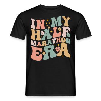 Marathonlauf - In meiner Halbmarathon-Ära - Männer T-Shirt - Schwarz - Vorne - AI Model Male 178 light (178cm)