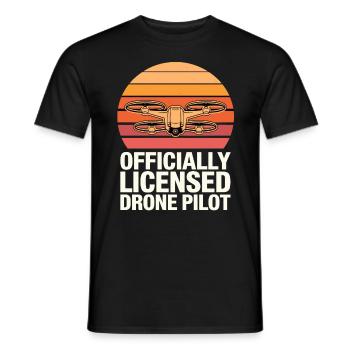 Dronenpilot für einen Dronenpilot - Männer T-Shirt - Schwarz - Vorne - AI Model Male 178 light (178cm)