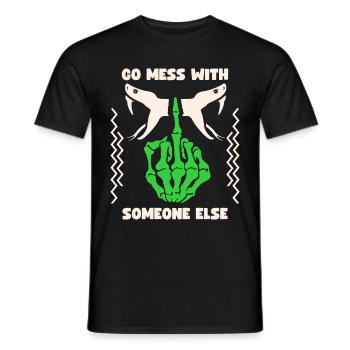 Frecher Spruch, Anti-Mobbing, Mittelfinger - Männer T-Shirt - Schwarz - Vorne - AI Model Male 178 light (178cm)