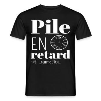 Pile en retard humour phrase drôle cadeau - T-shirt homme - noir - Devant - AI Model Male 178 light (178cm)