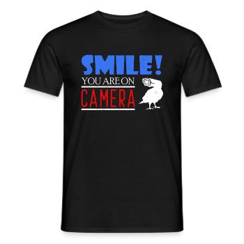 Souriez que vous êtes devant la caméra - T-shirt homme - noir - Devant - AI Model Male 178 light (178cm)