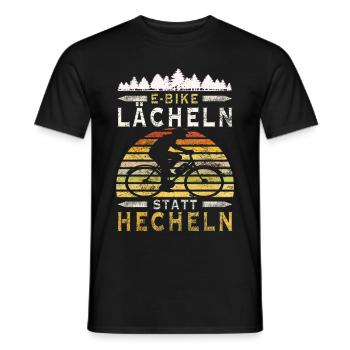 Lächeln statt hecheln Lustig Spruch Fahrrad E-Bike - Männer T-Shirt - Schwarz - Vorne - AI Model Male 178 light (178cm)