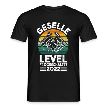 Geselle 2022 Gesellenprüfung Bestanden Level - Männer T-Shirt - Schwarz - Vorne - AI Model Male 178 light (178cm)