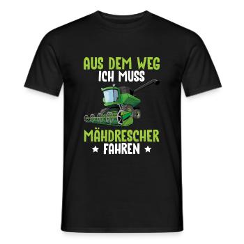 Aus Dem Weg Ich Muss Mähdrescher Fahren - Männer T-Shirt - Schwarz - Vorne - AI Model Male 178 light (178cm)