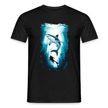 Aventure sous-marine avec requin et plongeur - T-shirt homme - noir - Devant - AI Model Male 178 light (178cm)