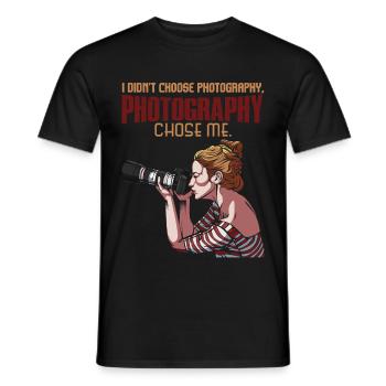 taking photos - Men's T-Shirt - black - Front - AI Model Male 178 light (178cm)