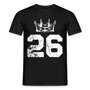 26 Zahl Krone - Männer T-Shirt - Schwarz - Vorne - AI Model Male 178 light (178cm)